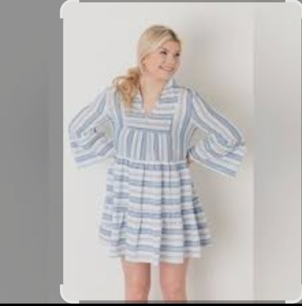 entro Blue & White Striped Tiered Casual Dress NWT
